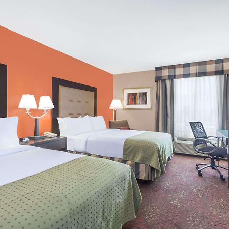 Wyndham Garden Houston Willowbrook Esterno foto